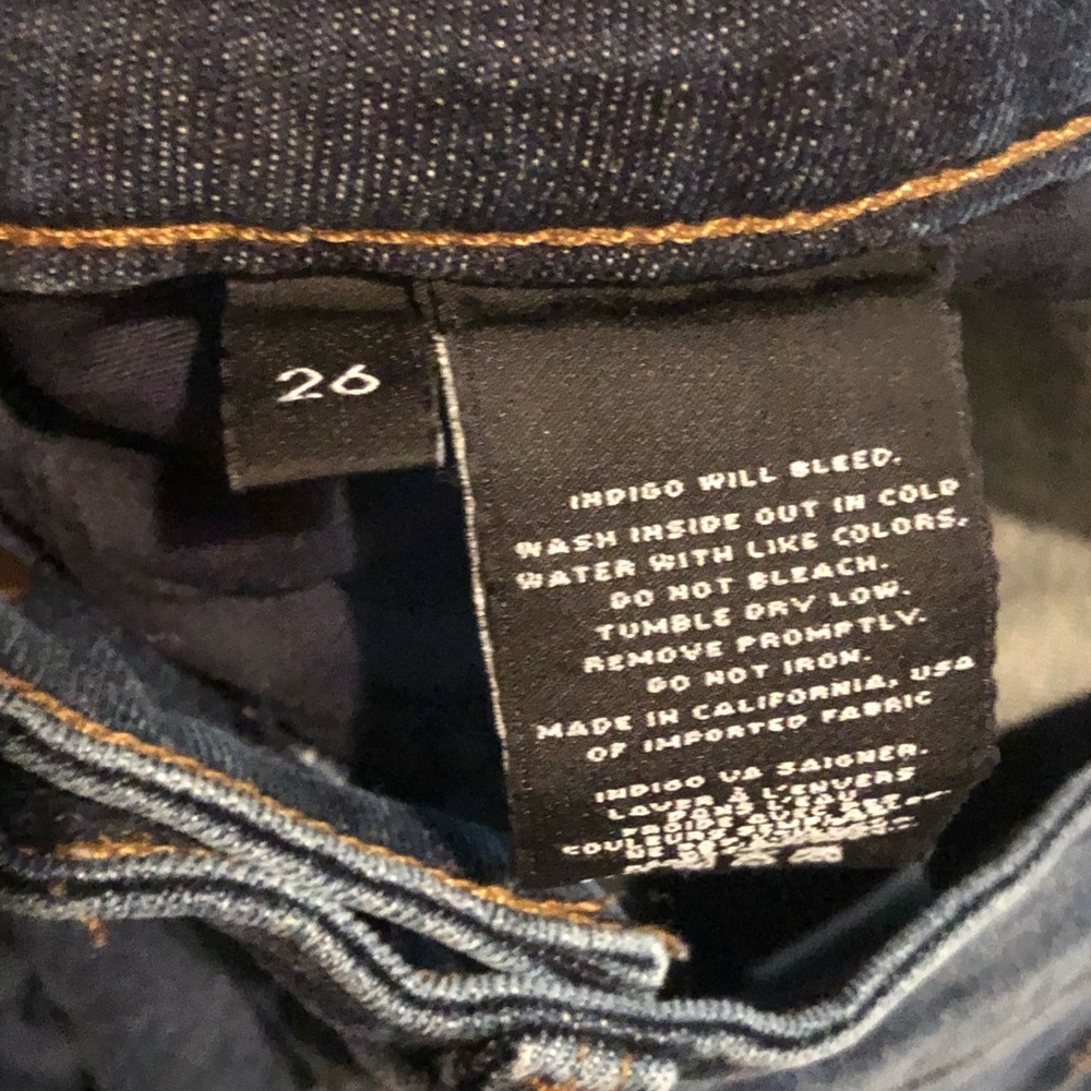 Like new J Brand bell bottoms size 26 - Picture 2 of 5